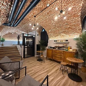 Cc Opera Suites